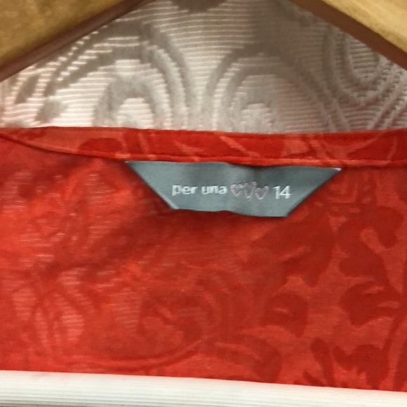 M&S Orange front knot crop top. - Picture 6 of 9